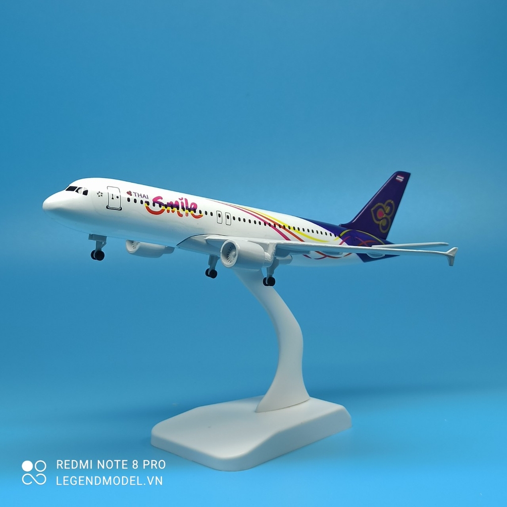 Mô hình máy bay Airbus A320 Vietjetair tỉ lệ 1200 G2VJC711 #33 Mô hình máy bay Airbus A320 Vietjetair tỉ lệ 1200 G2VJC711